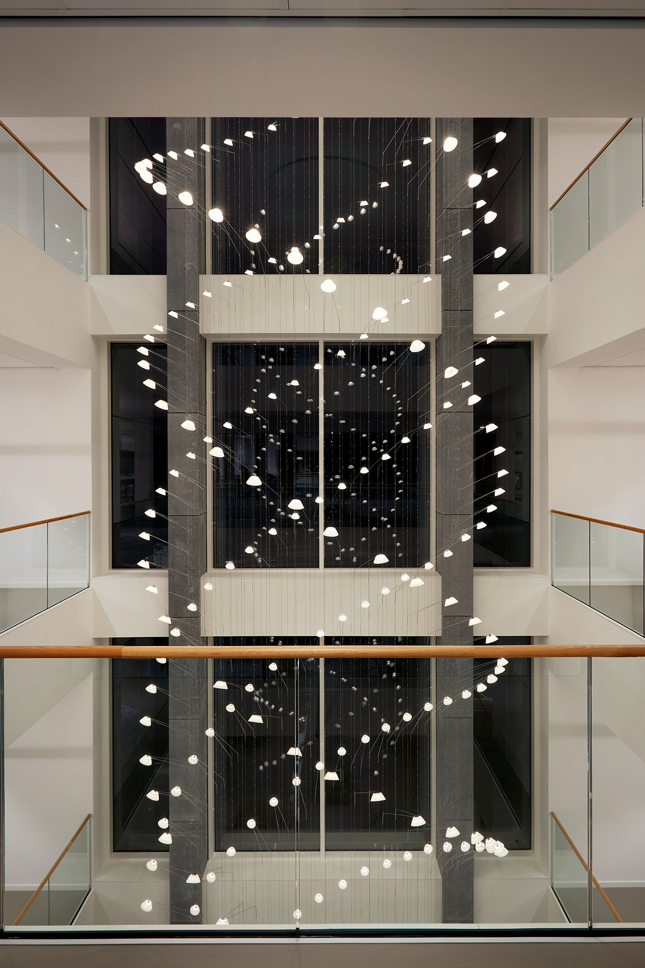 Liiu chandelier for VDL Headoffice in Eindhoven. 15 meters high.