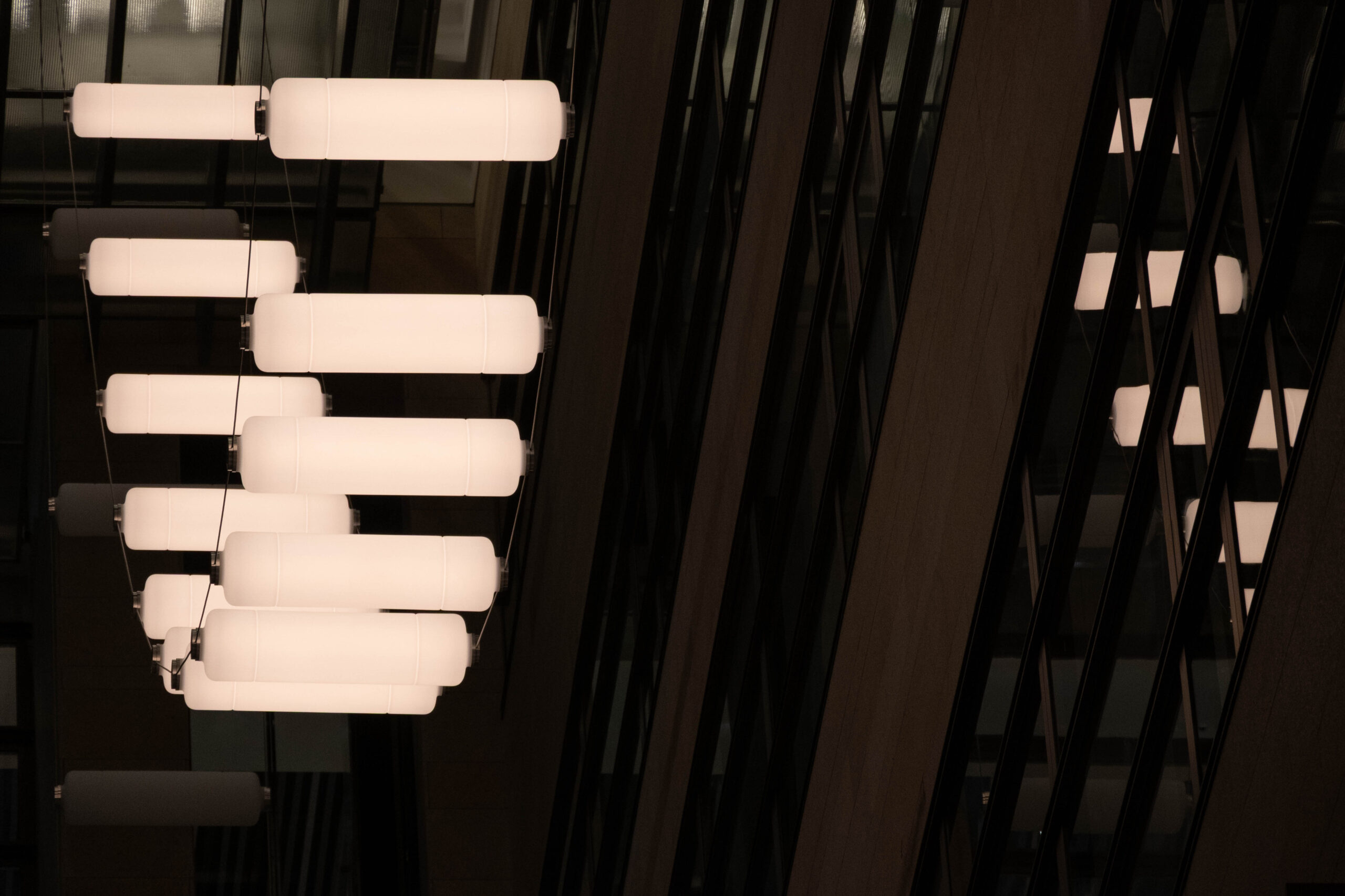 OPION_BANK_Reflection©VANTOTxTANK